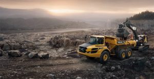 volvo-show-articulated-hauler-a25g-a30g-t4f-sv-2324x1200px
